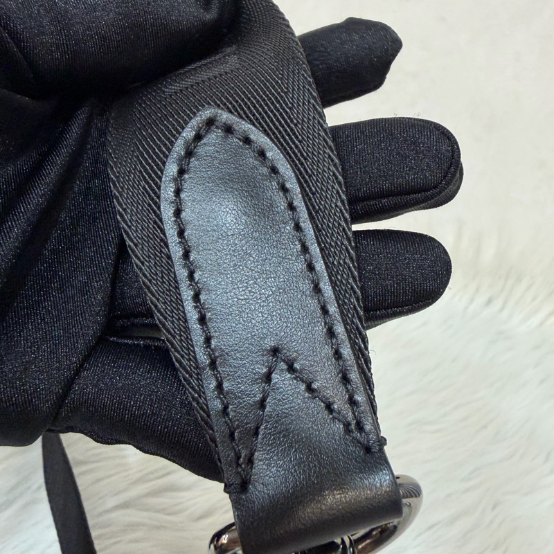 LV M46271 黑花 銀釦 手提包 斜背包 Keepall Bandoulière 25-84