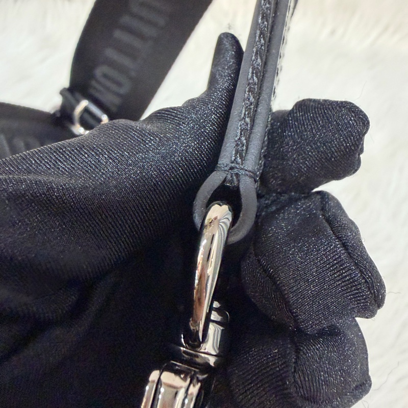 LV M46271 黑花 銀釦 手提包 斜背包 Keepall Bandoulière 25-92