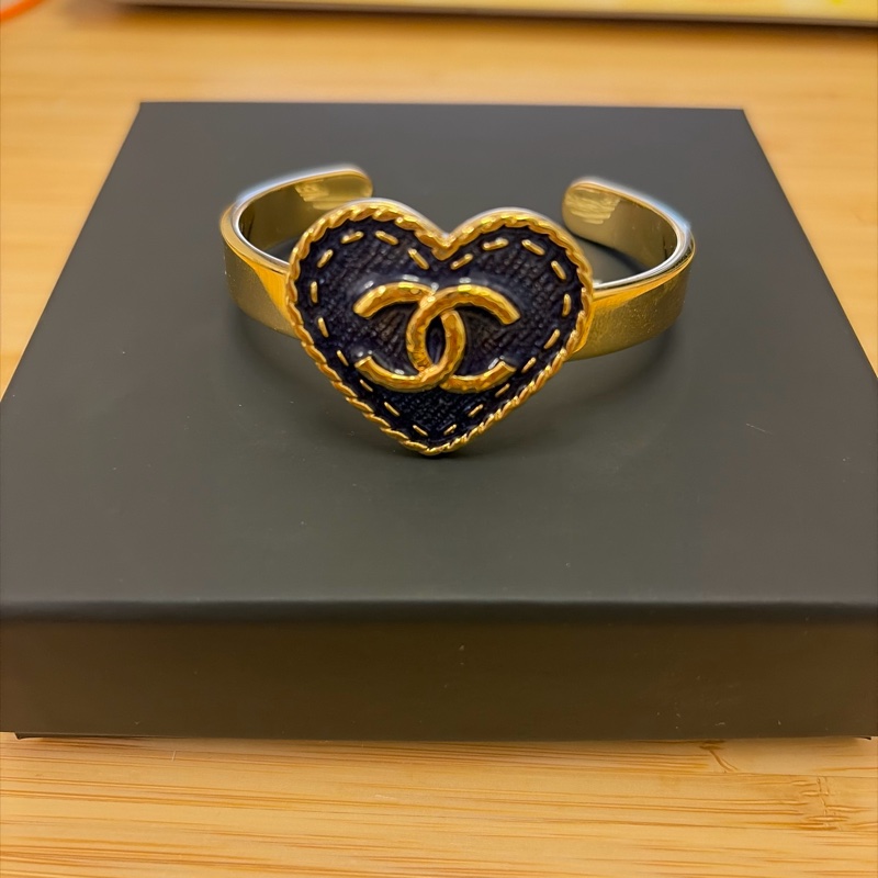 Chanel 牛仔心心手環-0