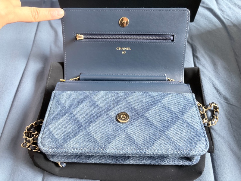 Chanel 牛仔 wallet on chain-4