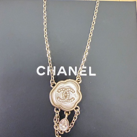 Chanel 雲鑽石頸鏈