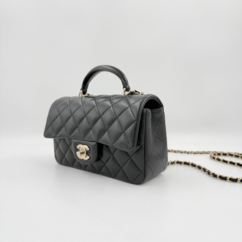 CHANEL-黑色淡金釦羊皮手把20cm coco 手提側背包-6