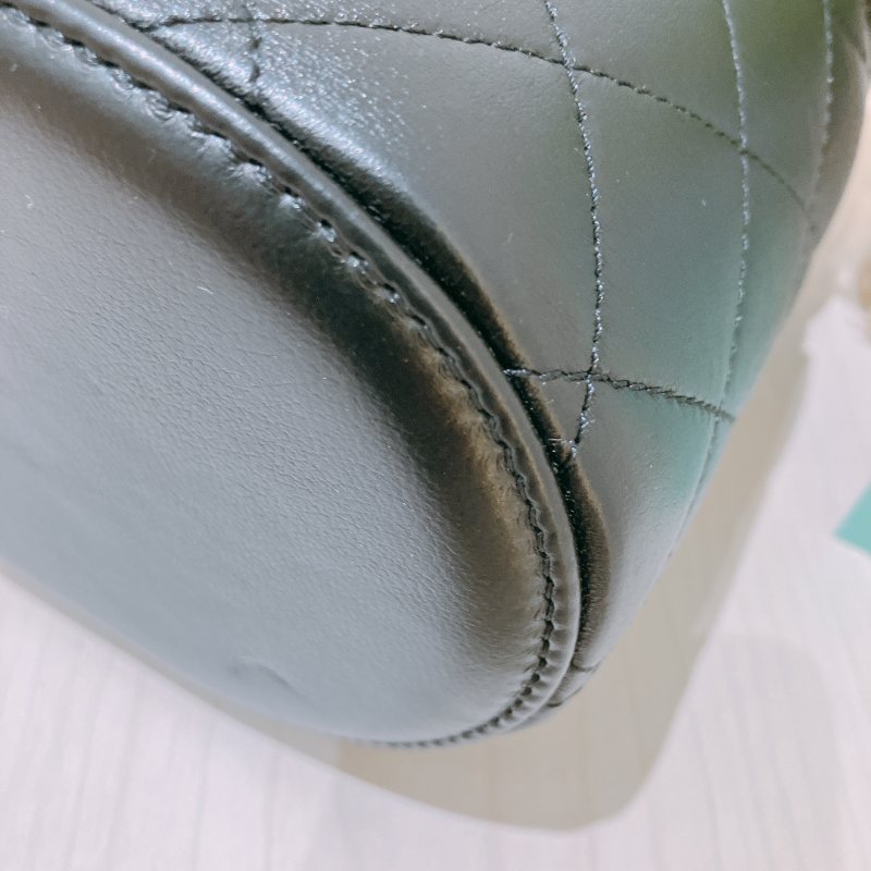 TK2043	 Chanel香奈兒水桶鍊帶包包  Quited Vanity Case Bucket Bag Lambskin-6