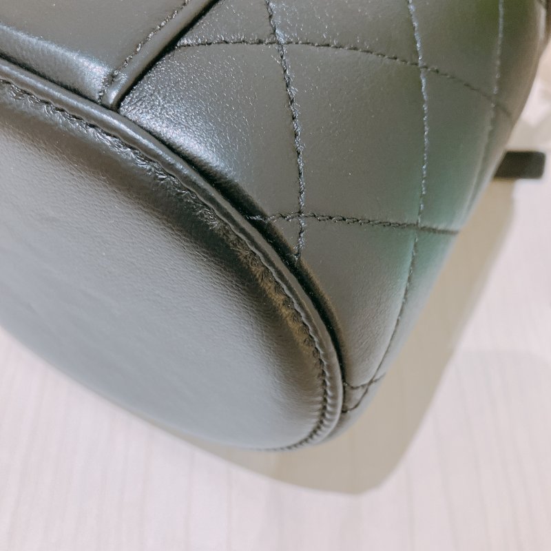 TK2043	 Chanel香奈兒水桶鍊帶包包  Quited Vanity Case Bucket Bag Lambskin-7