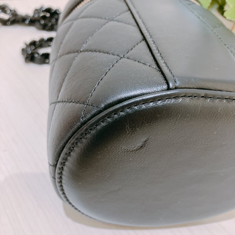 TK2043	 Chanel香奈兒水桶鍊帶包包  Quited Vanity Case Bucket Bag Lambskin-22