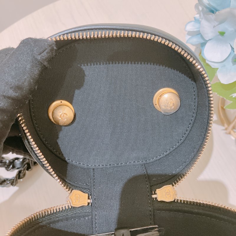 TK2043	 Chanel香奈兒水桶鍊帶包包  Quited Vanity Case Bucket Bag Lambskin-24