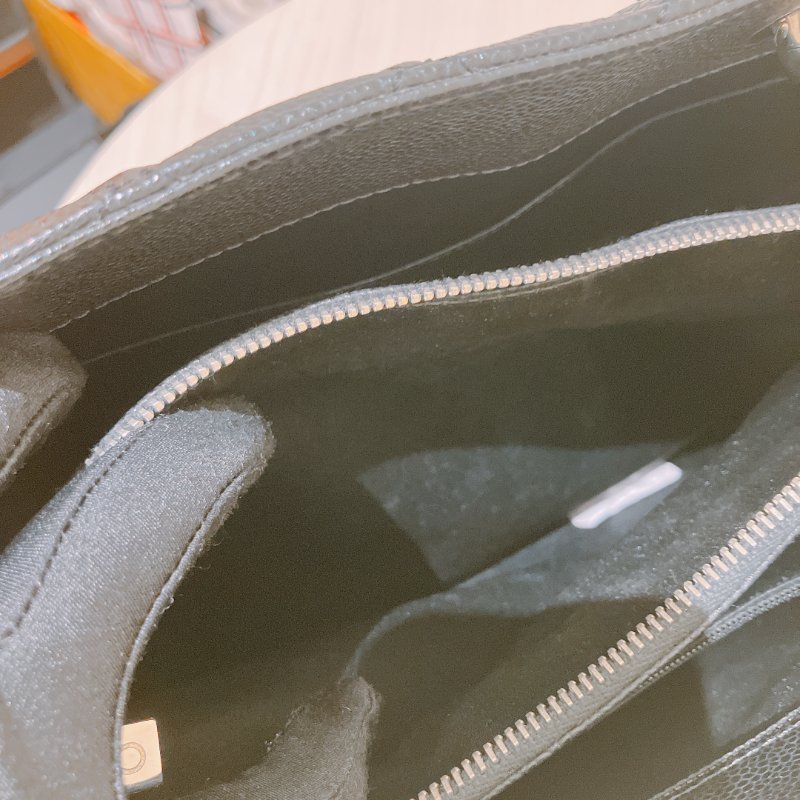 TK2044	Chanel Grand Shopping Tote Caviar Black-15