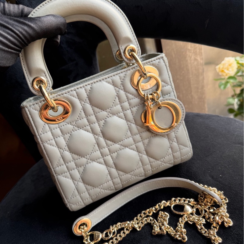 Dior 岩石灰三格戴妃-1