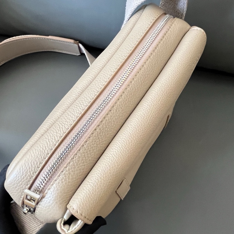 閒置成色羅意威/Loewe 大象灰郵差包 斜挎包-6