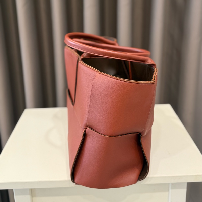 Bottega veneta寶緹嘉 Arco Tote六格子母手提包-2