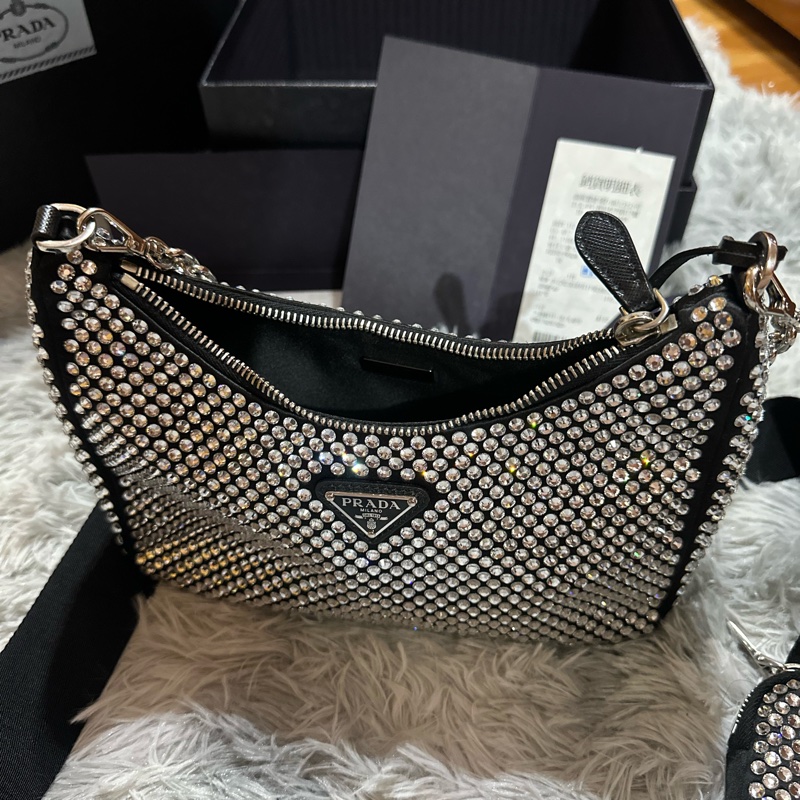 【專櫃正品】PRADA 2023年購於微風南山|Re-Edition 2005 水鑽三合一包|全套附件齊全-1