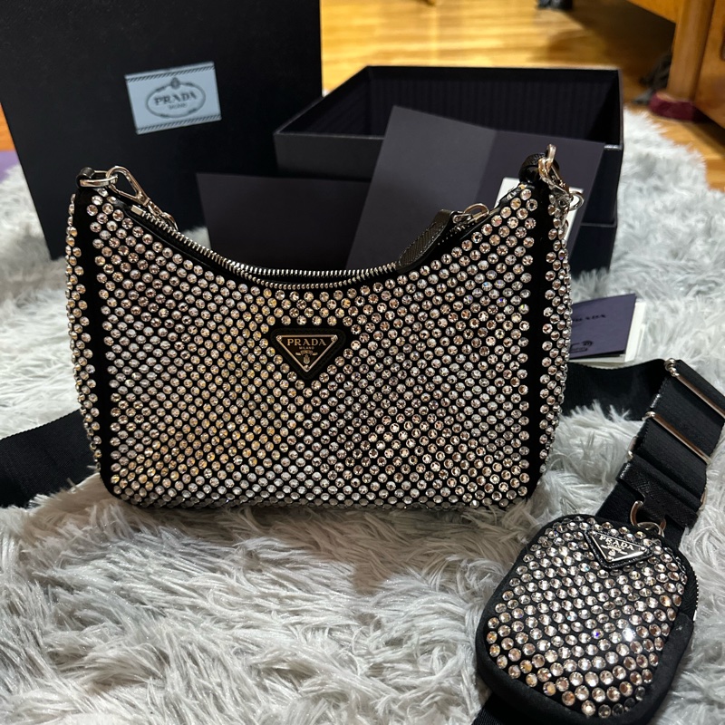 【專櫃正品】PRADA 2023年購於微風南山|Re-Edition 2005 水鑽三合一包|全套附件齊全-5
