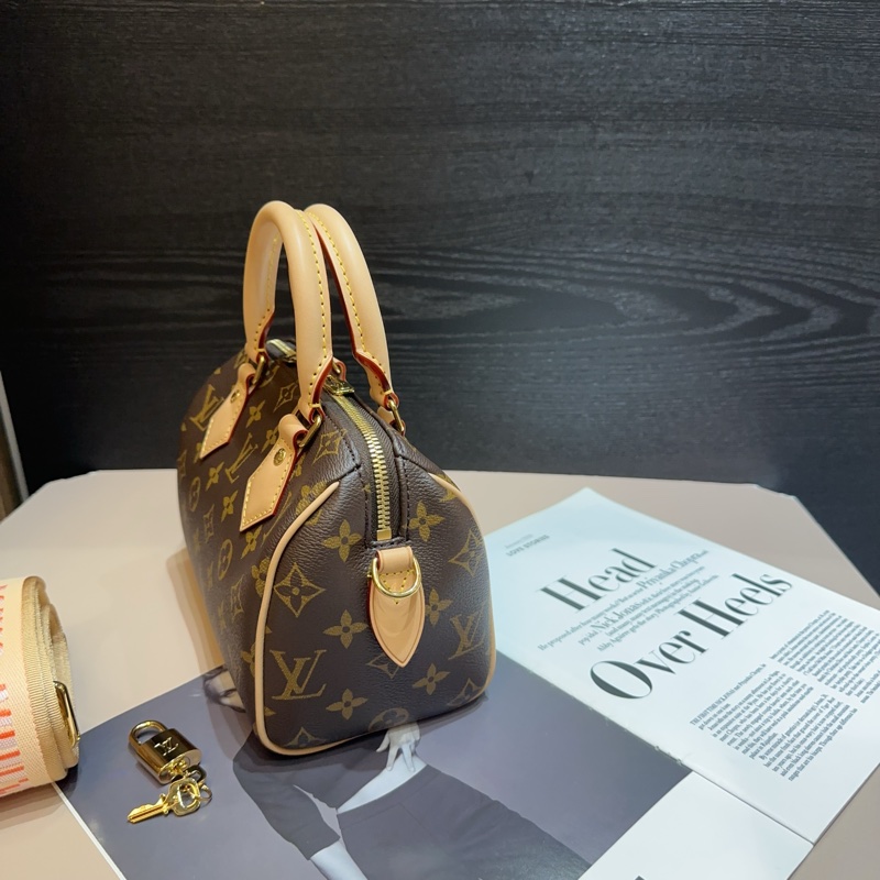 LV speedy 20波士頓包-2