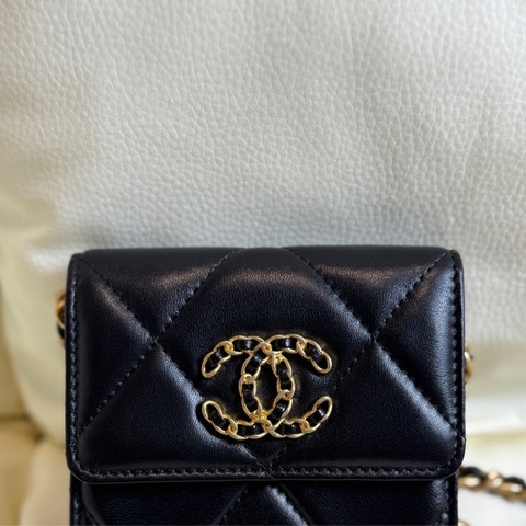 Chanel 香奈兒 19bag系列mini woc金扣鏈條包無卡30開