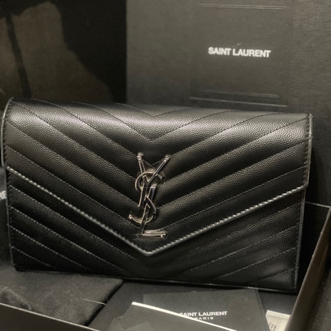 YSL MIX MATELASSE粒面壓紋牛皮信封斜背包(黑/銀742920 BOW02 1000)