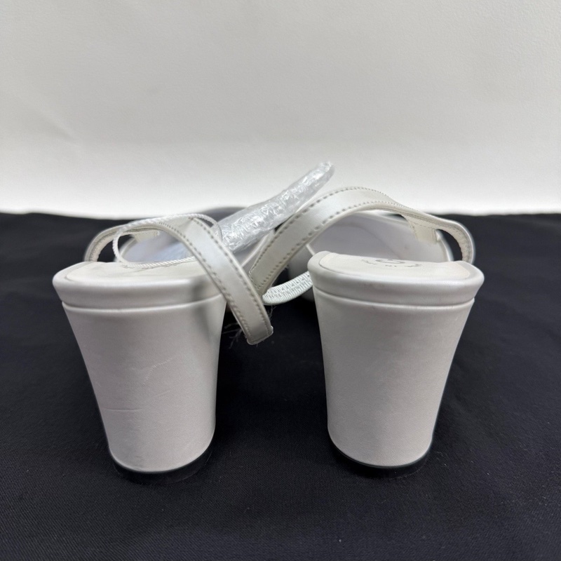 香奈兒Chanel 非常溫柔sling back白色高跟鞋皮質 35.5碼-4