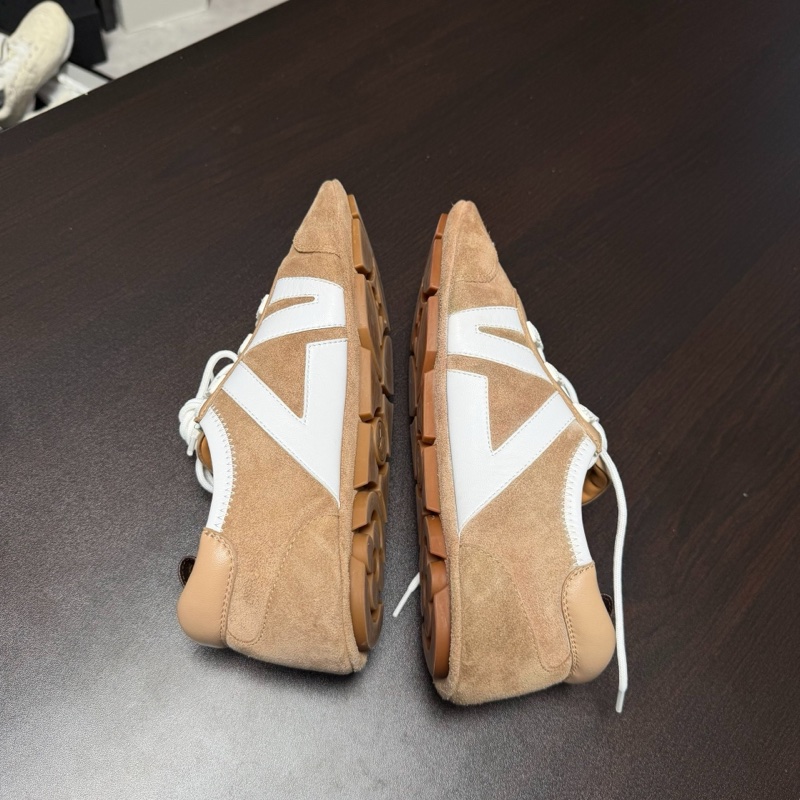 lv sneakerina 路易威登 卡其色麂皮德訓鞋 38碼-2
