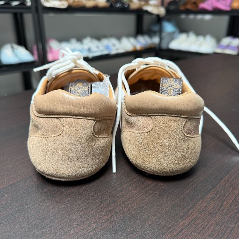 lv sneakerina 路易威登 卡其色麂皮德訓鞋 38碼-6