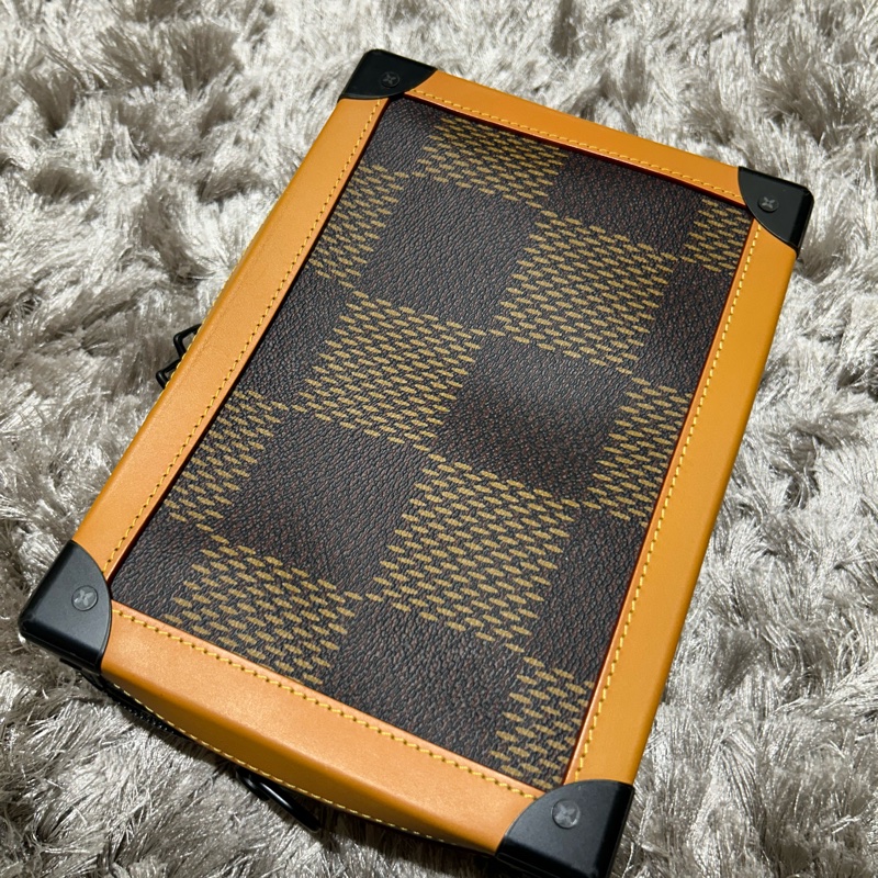 Louis Vuitton X Nigo Soft Trunk 限量聯名款-2