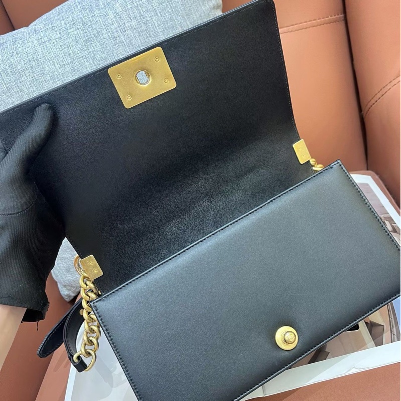 Chanel香奈兒黑金牛皮Leboy中號 26開有卡-8