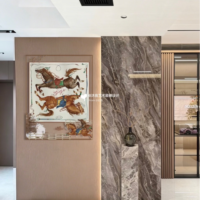 HERMÈS 絲巾《縱意馳騁》🐎 90x90cm【馬年必買的愛馬仕絲巾🐎】-4