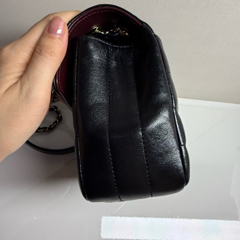 CHANEL 香奈兒28開季節款方胖子  附件：卡-2