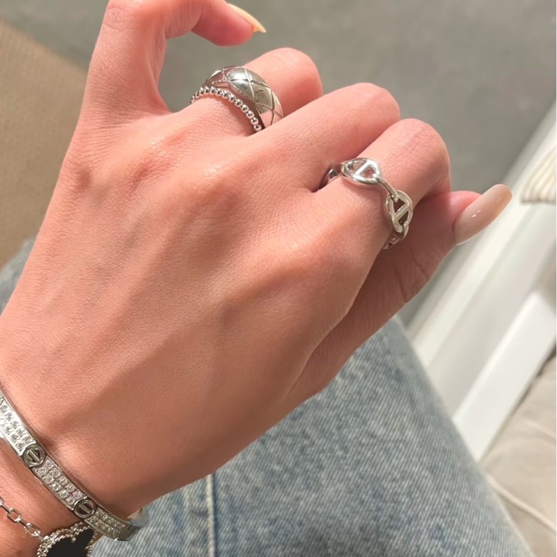 HERMÈS 愛馬仕 經典925豬鼻戒指🩶53碼【誰戴誰好看漂亮手😍】-5