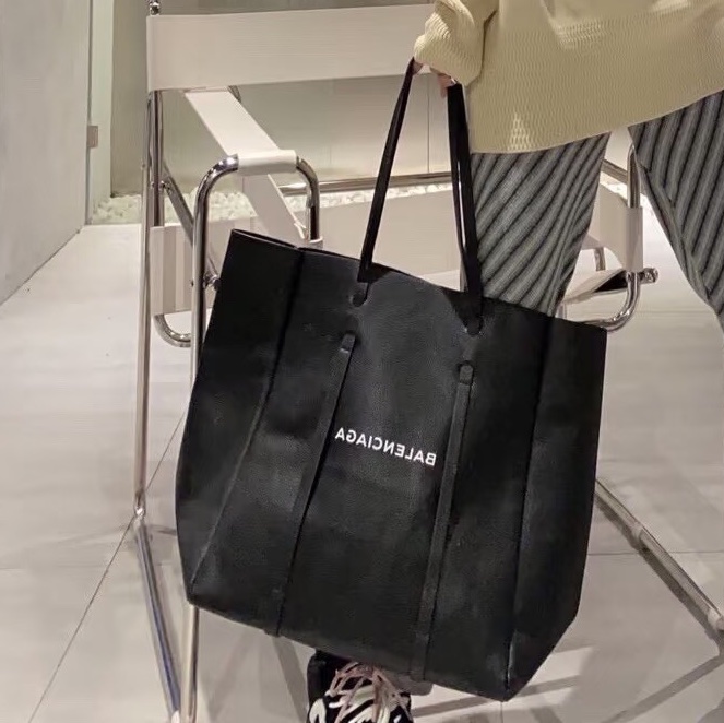 高級百搭款🥹Balenciaga巴黎世家黑色字母logo托特包手提單肩包-4