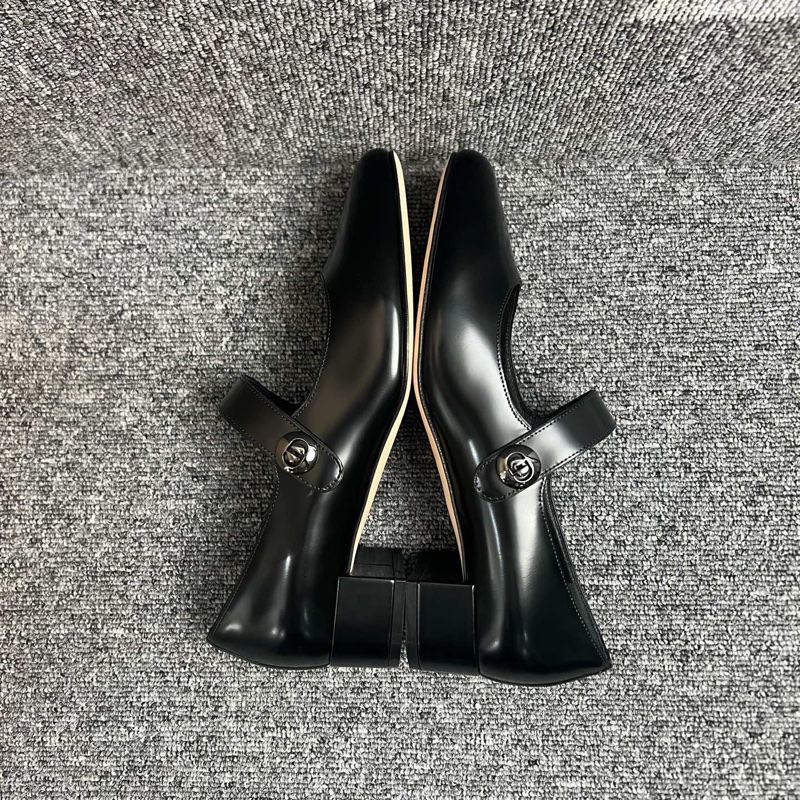 全新Dior 迪奧 黑色皮面低跟瑪麗珍鞋 37碼-3