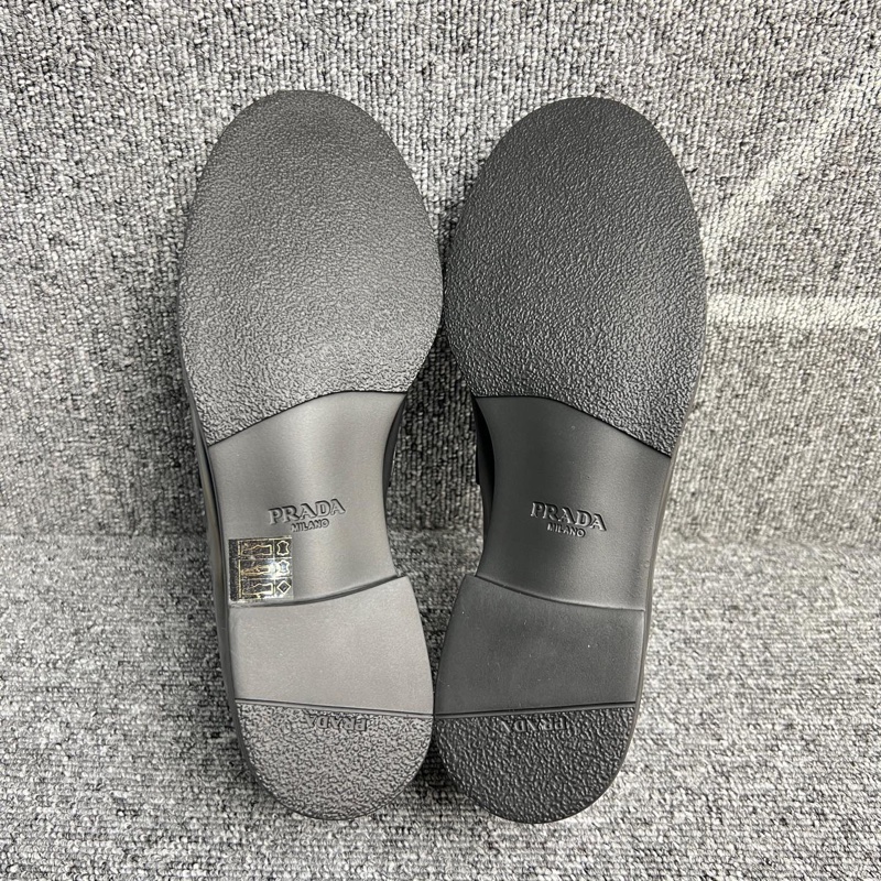全新Prada 普拉達 三角标 黑色皮面樂福鞋 36碼-10