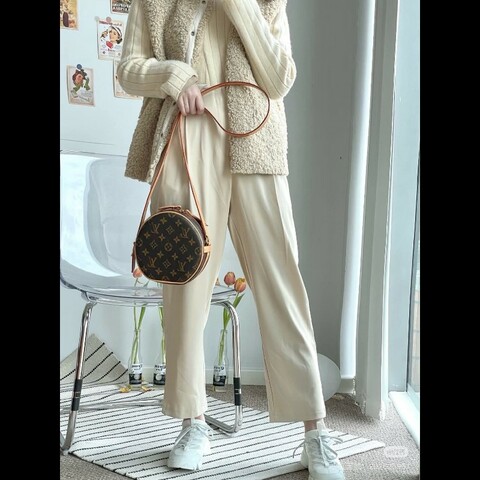 LV Boite Chapeau Souple PM 圓餅包