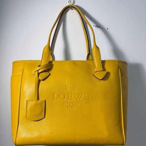 Loewe黃色托特包