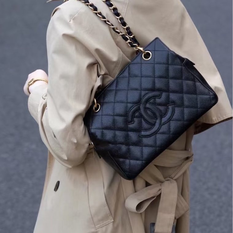 CHANEL香奈兒PTT經典黑金荔枝皮拉鏈雙C小胖墩999新🥤-24