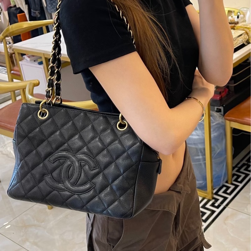 CHANEL香奈兒PTT經典黑金荔枝皮拉鏈雙C小胖墩999新🥤-25