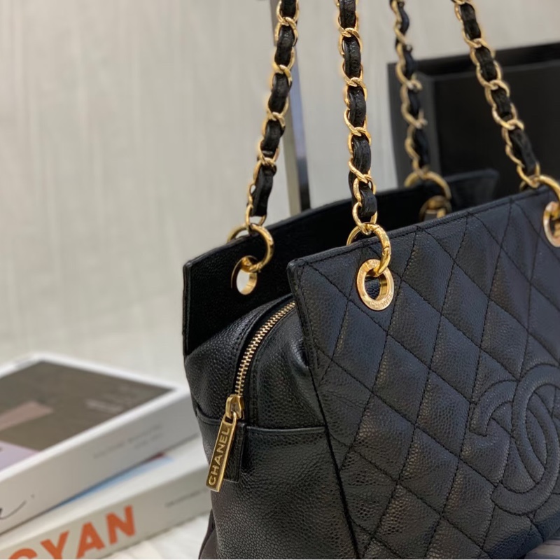 CHANEL香奈兒PTT經典黑金荔枝皮拉鏈雙C小胖墩999新🥤-28