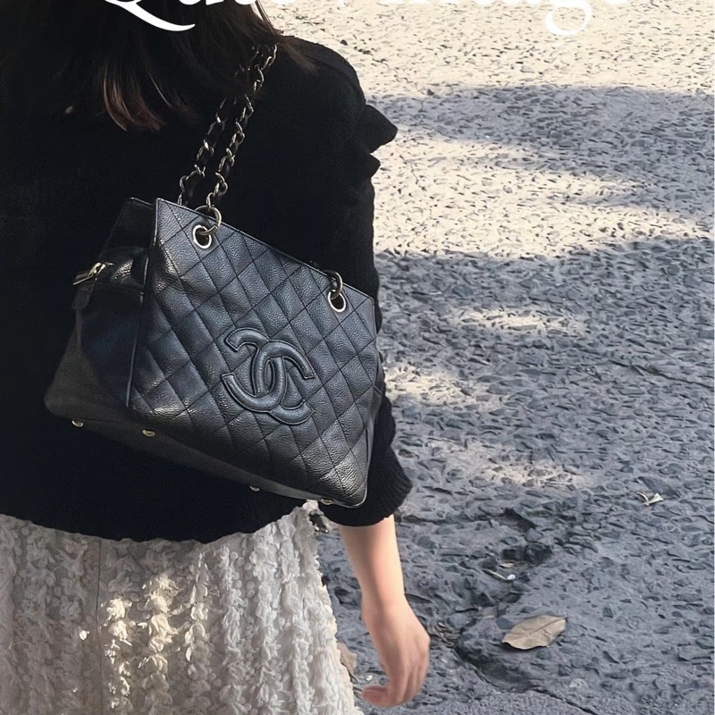 CHANEL香奈兒PTT經典黑金荔枝皮拉鏈雙C小胖墩999新🥤-53