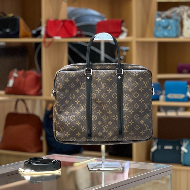 Lv 路易威登Porte-Documents Voyage棕色老花公文包斜挎包-0