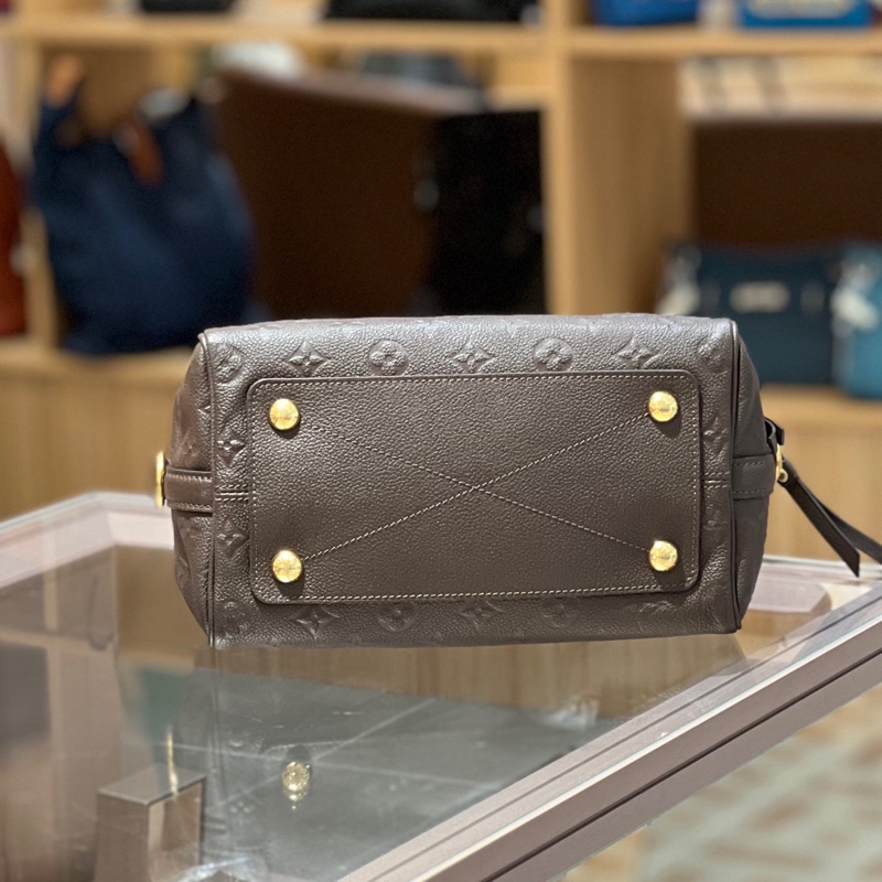 LV路易威登 Speedy25压纹斜挎包-3