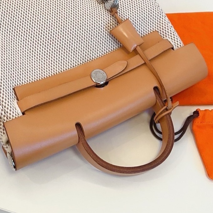 Hermes 愛馬仕 Herbag 橫版31 竪版29 華夫格金棕配米白 雙肩包 替換袋兩個尺寸都有！大熱組合-4