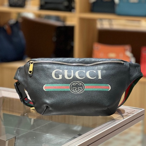 Gucci全皮腰包胸包单肩包