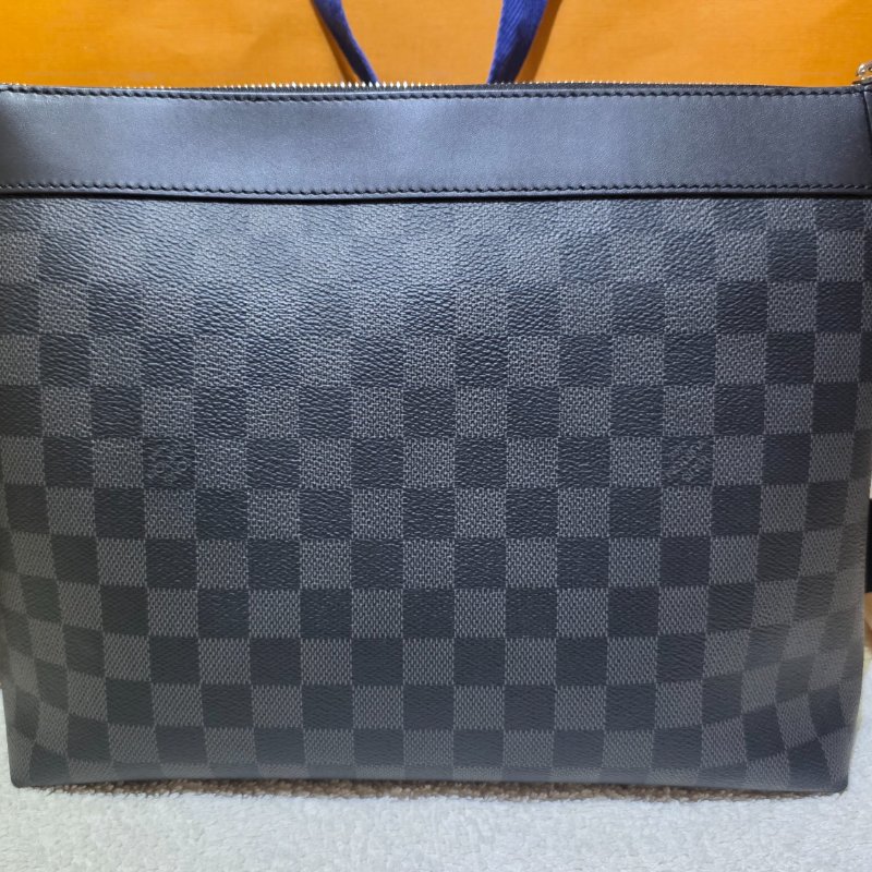 LV MICK PM 黑棋盤郵差斜背包 N40003-6