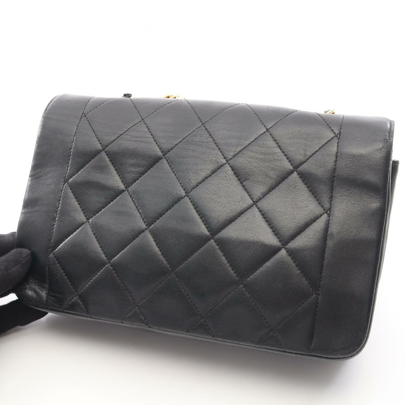香奈兒 (CHANEL) 絎縫 Diana 翻蓋鏈條單背包 A01164 羊皮黑色金色五金二手-6
