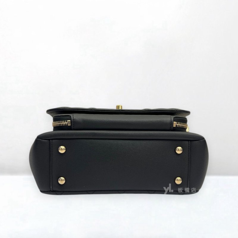 S5145-CHANEL 黑荔枝皮金釦郵差包A93607-4
