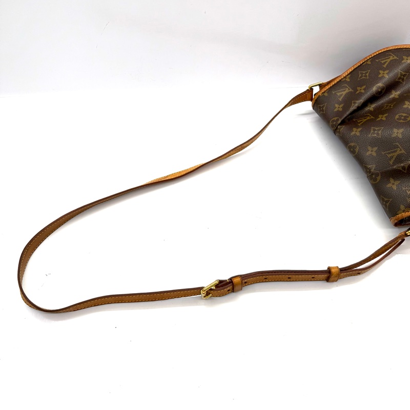 LOUIS VUITTON 路易威登 老花MENILMONTANT PM 斜背包 M40474-4