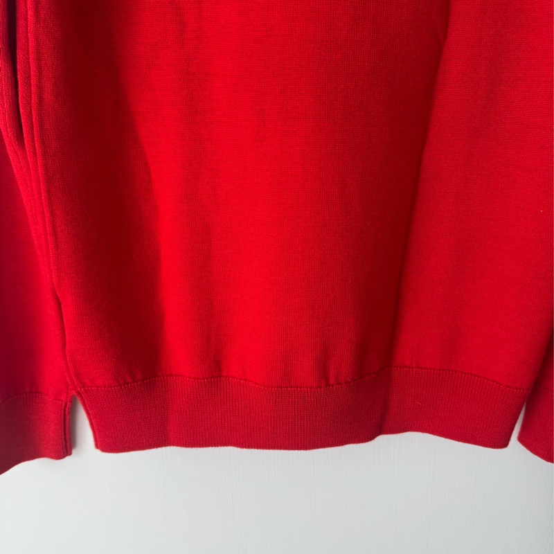 Burberry 紅色黑字母長袖毛衣xs-11