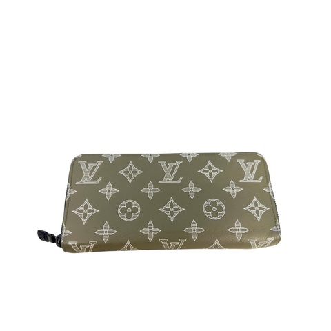 Louis Vuitton 路易威登Lv 長夾 對開長夾 拉鏈長夾 錢包 灰綠色 牛油果綠