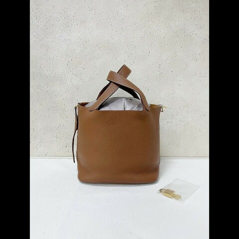 Hermes picotin 22 
金棕金扣 菜藍子