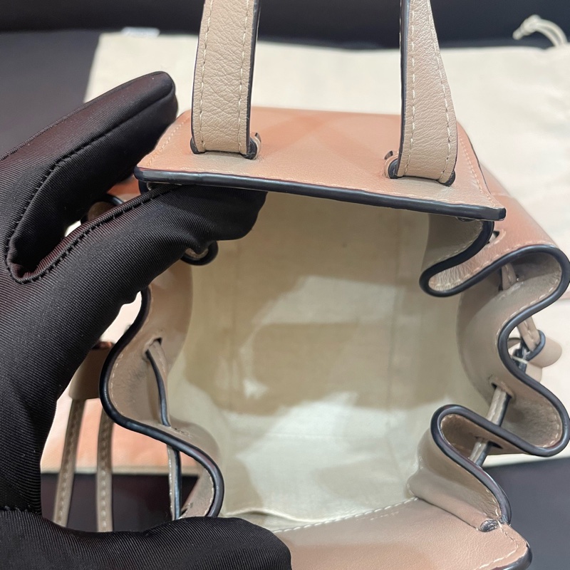 LOEWE羅意威 Hammock 粒面牛皮 水桶手提單肩斜挎包 女款mini  附件 ：防塵袋-6