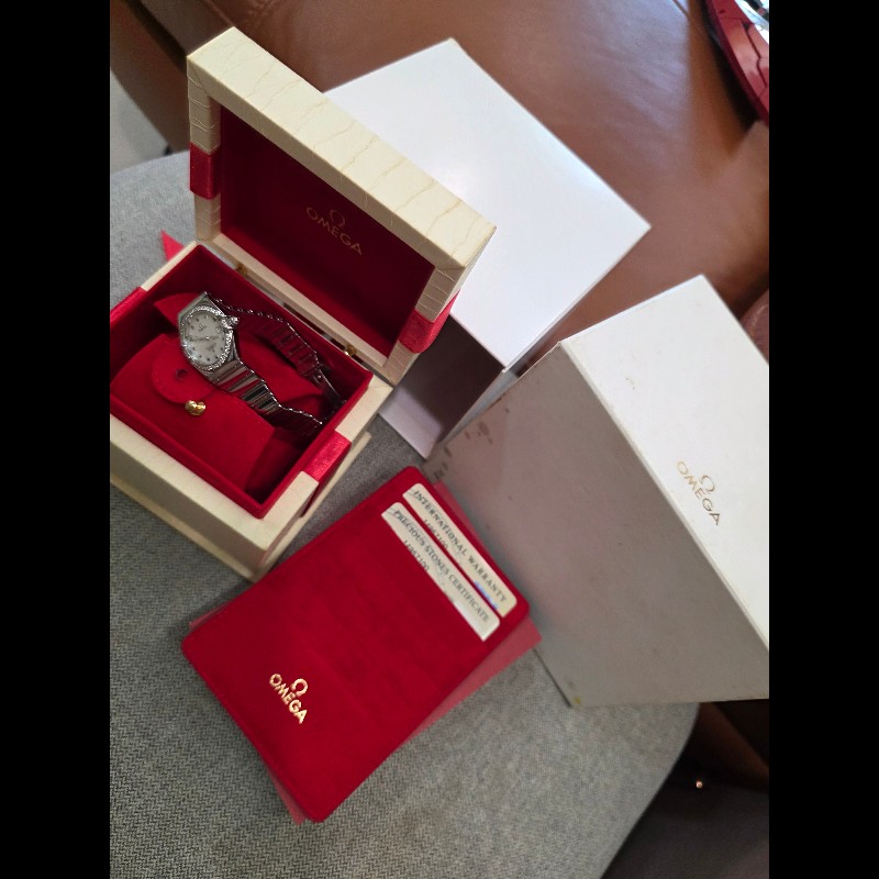 真品 OMEGA 歐米茄 珍珠母貝自動機芯鑽錶 原裝盒裝保單齊-17