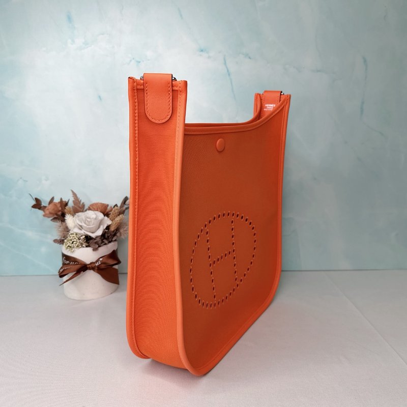 HERMES 全新Neo Evelyne 29-3
